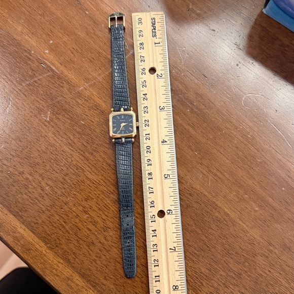 Gucci Gold Tone Square Black Dial Leather Strap Watch - Picture 3 of 6